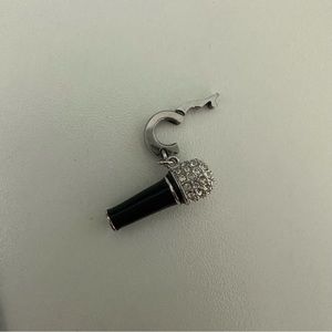 Swarovski charm-microphone